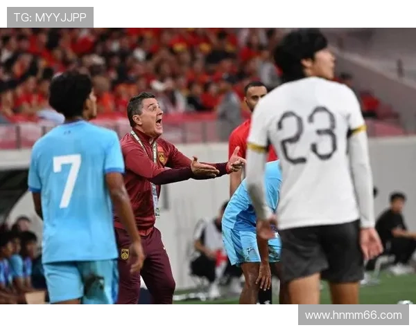 多哈冬训U23 卡希尔探营助阵